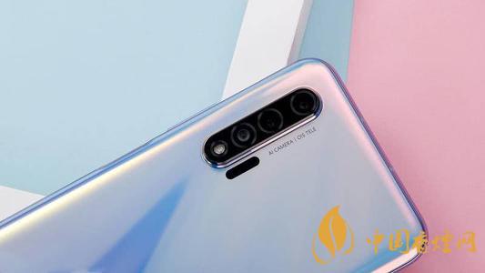 華為手機銷量或跌八成！華為手機是否會降價？